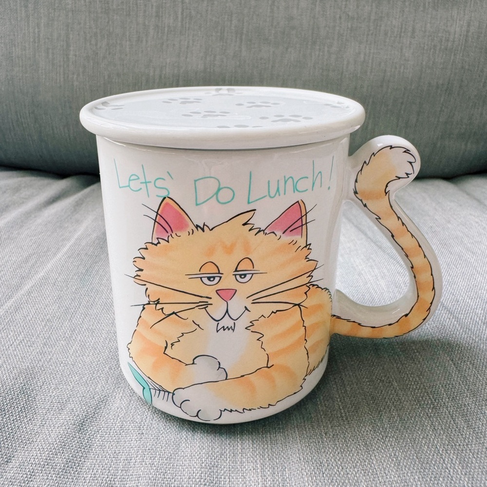 ✨Vintage 1980’s Mount Clemens Pottery Cat Mug with Lid/Coaster